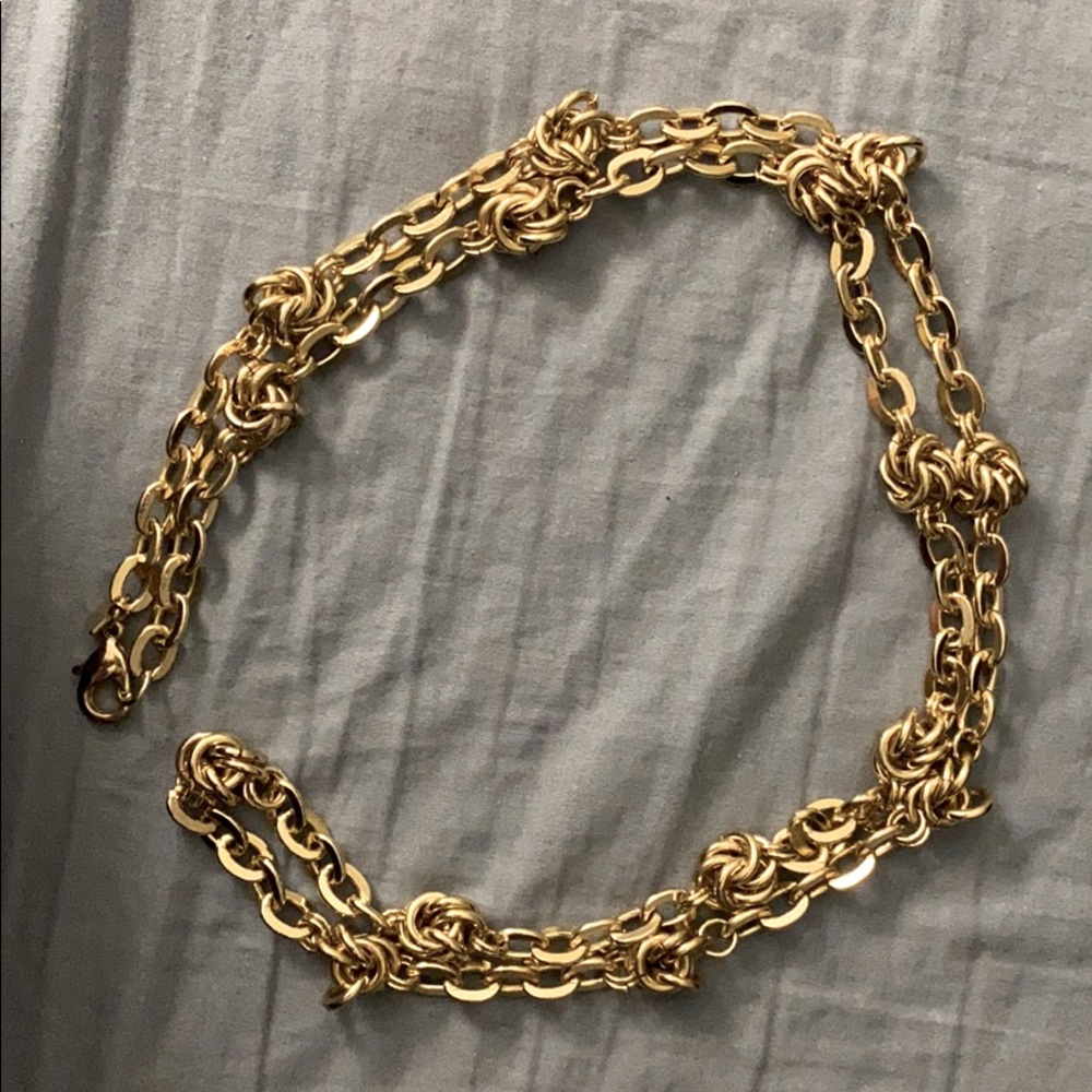 Gold fashion necklace!